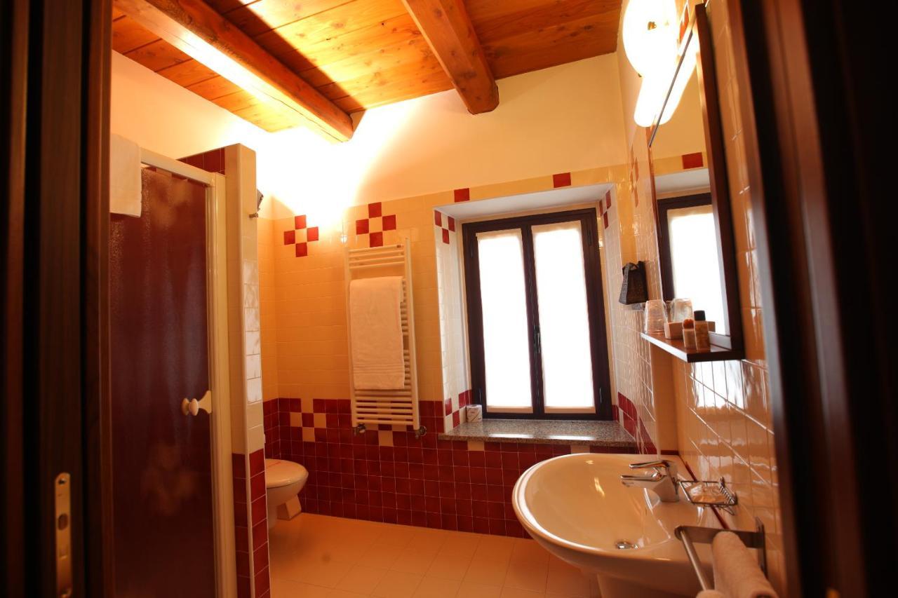 Hotel Tenuta Canta Volvera ภายนอก รูปภาพ