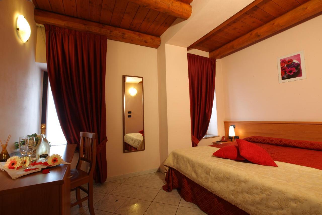 Hotel Tenuta Canta Volvera ภายนอก รูปภาพ