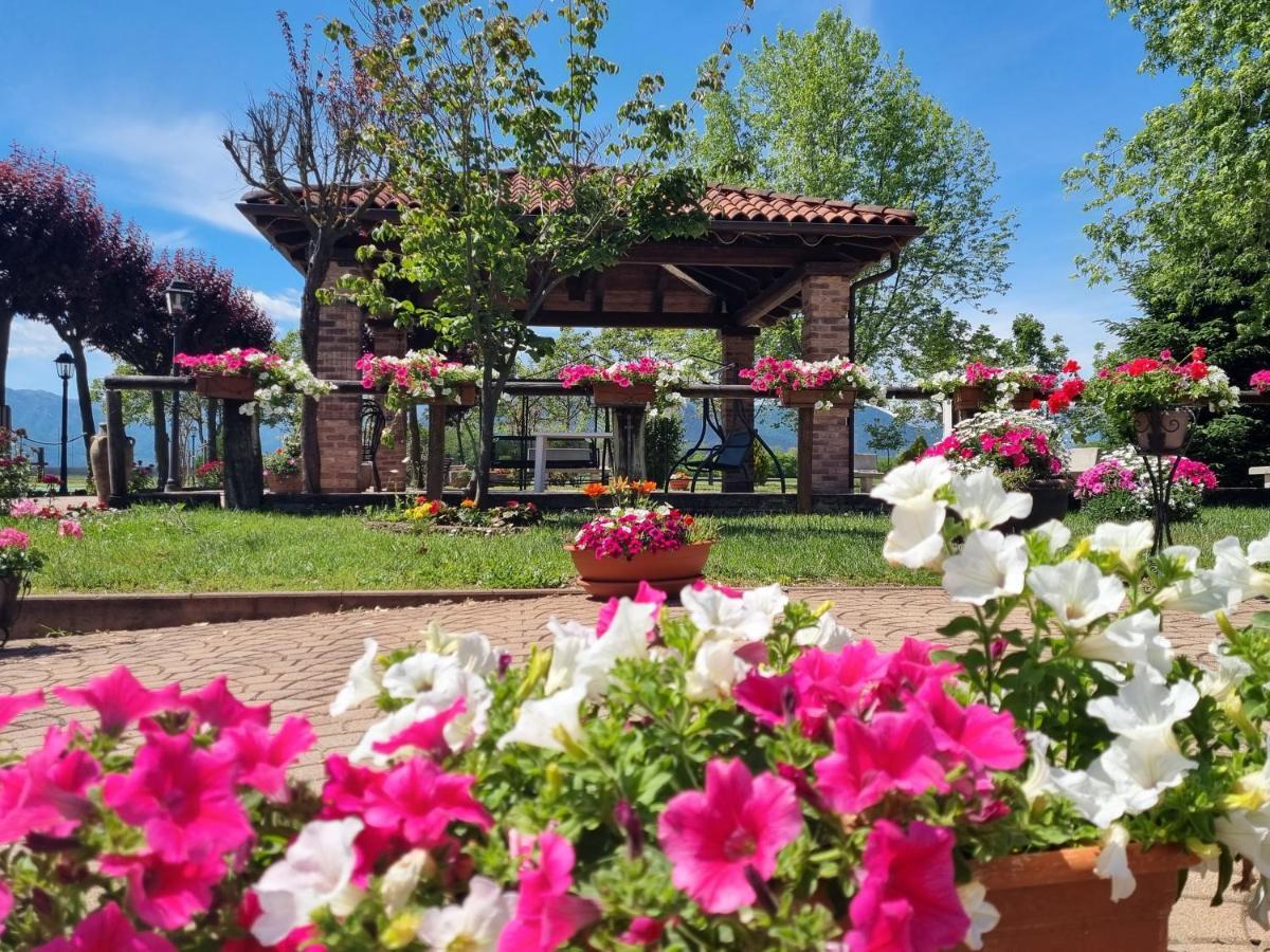 Hotel Tenuta Canta Volvera ภายนอก รูปภาพ